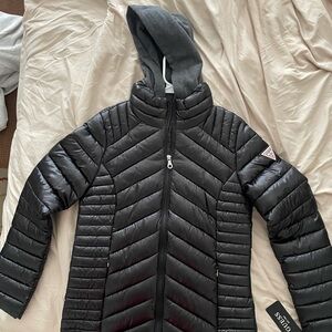 Guess Women’s Black Puffer Jacket